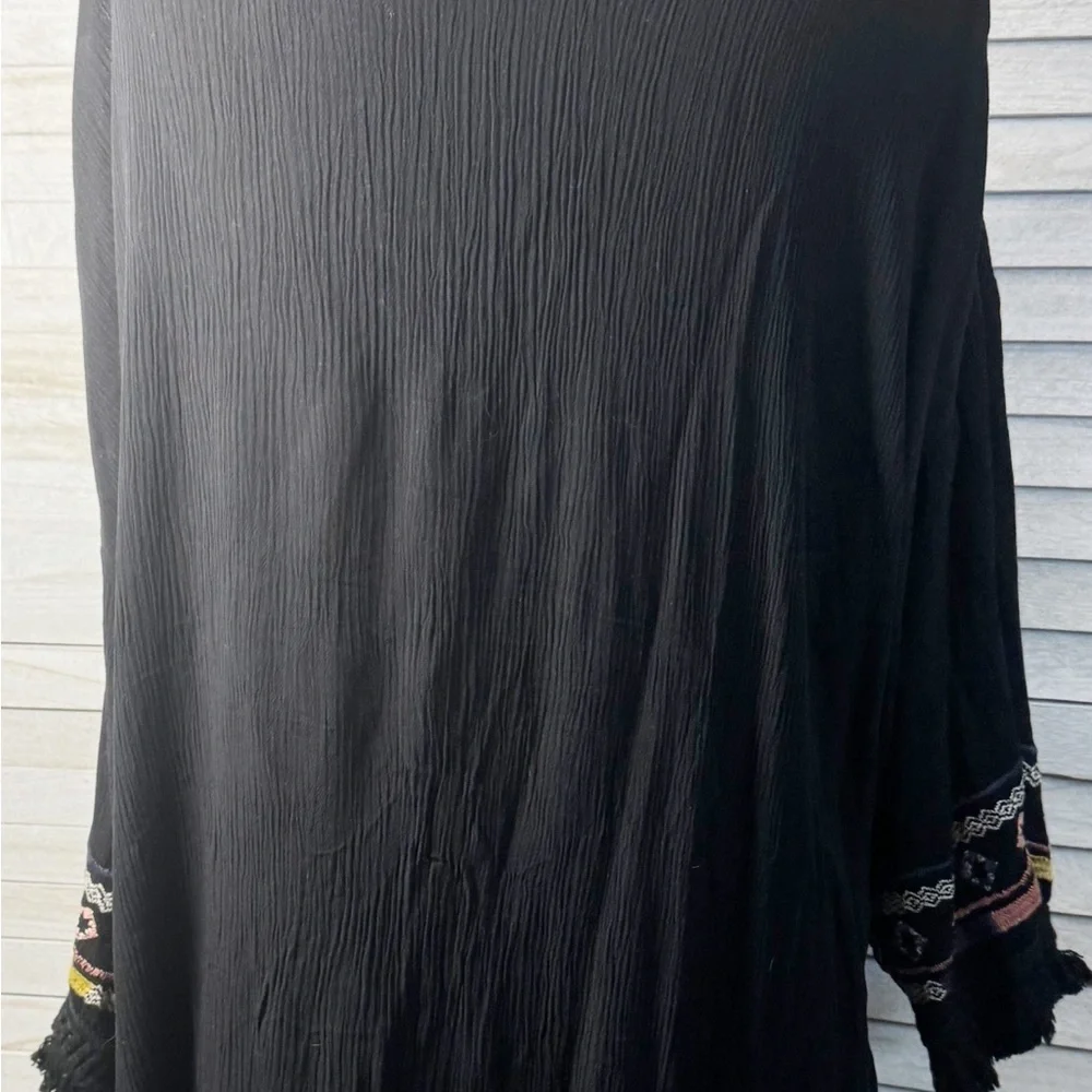 Knox Rose Embroidered Boho Kimono Cardigan Fringe Festival Cover Up Medium